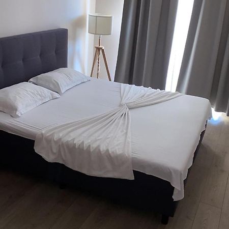 Apartament City Mall Сибиу Экстерьер фото